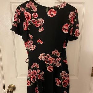 Floral short dress